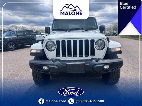 Used 2021 Jeep Wrangler Unlimited Sahara AWD/4WD image 9