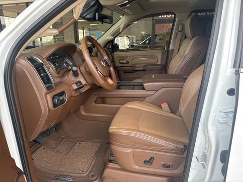 Used 2022 RAM 3500 Limited image 8