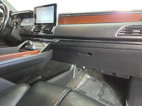 Used 2021 Lincoln Navigator L Reserve AWD/4WD image 34