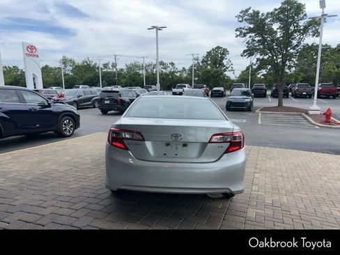 Used 2012 Toyota Camry LE FWD image 13