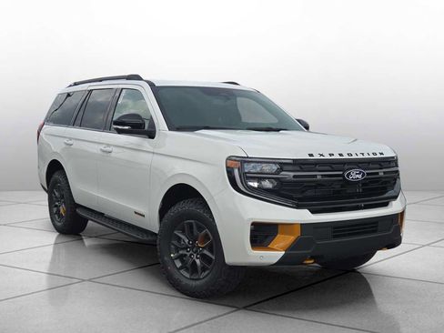 New 2027 Ford Expedition Tremor w/ Driver's Package AWD/4WD image 2