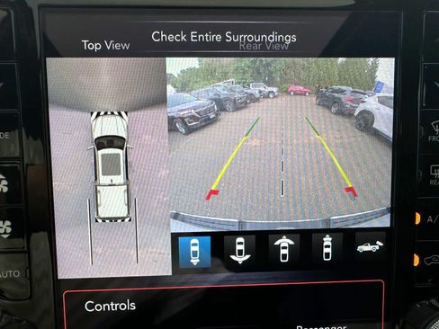 Used 2021 RAM 1500 Laramie w/ Advanced Safety Group AWD/4WD image 23