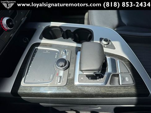 Used 2019 Audi Q7 2.0T Premium w/ Convenience Package AWD/4WD image 35