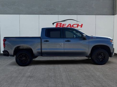 Used 2019 Chevrolet Silverado 1500 Custom Trail Boss w/ Custom Convenience Package image 9
