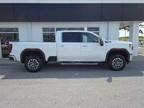 New 2025 GMC Sierra 2500 SLT w/ SLT Premium Package image 7