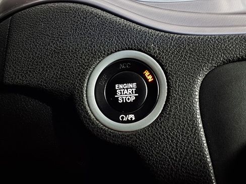 Used 2023 Dodge Charger SXT image 5