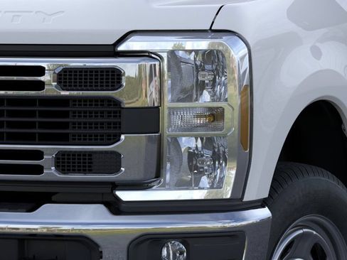 New 2026 Ford F350 XL w/ XL Chrome Package AWD/4WD image 18