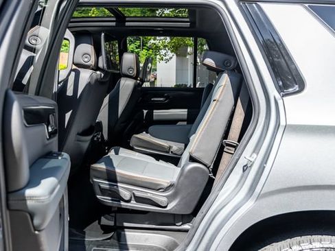 Used 2026 GMC Yukon AT4 w/ AT4 Premium Plus Package AWD/4WD image 21