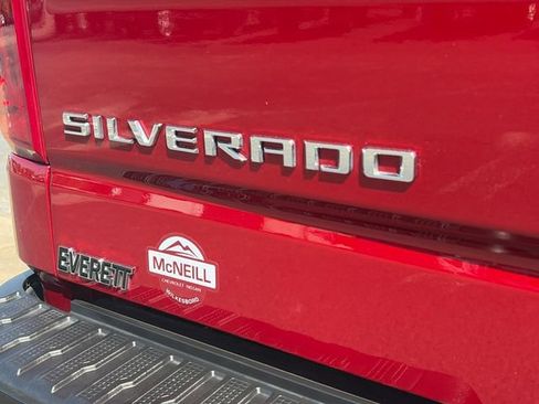 Used 2025 Chevrolet Silverado 1500 LT Trail Boss w/ LT Trail Boss Premium Package AWD/4WD image 30