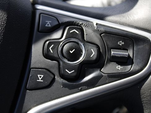 Used 2016 Buick Regal AWD image 17