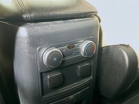 Used 2021 Ford Explorer 2WD image 26