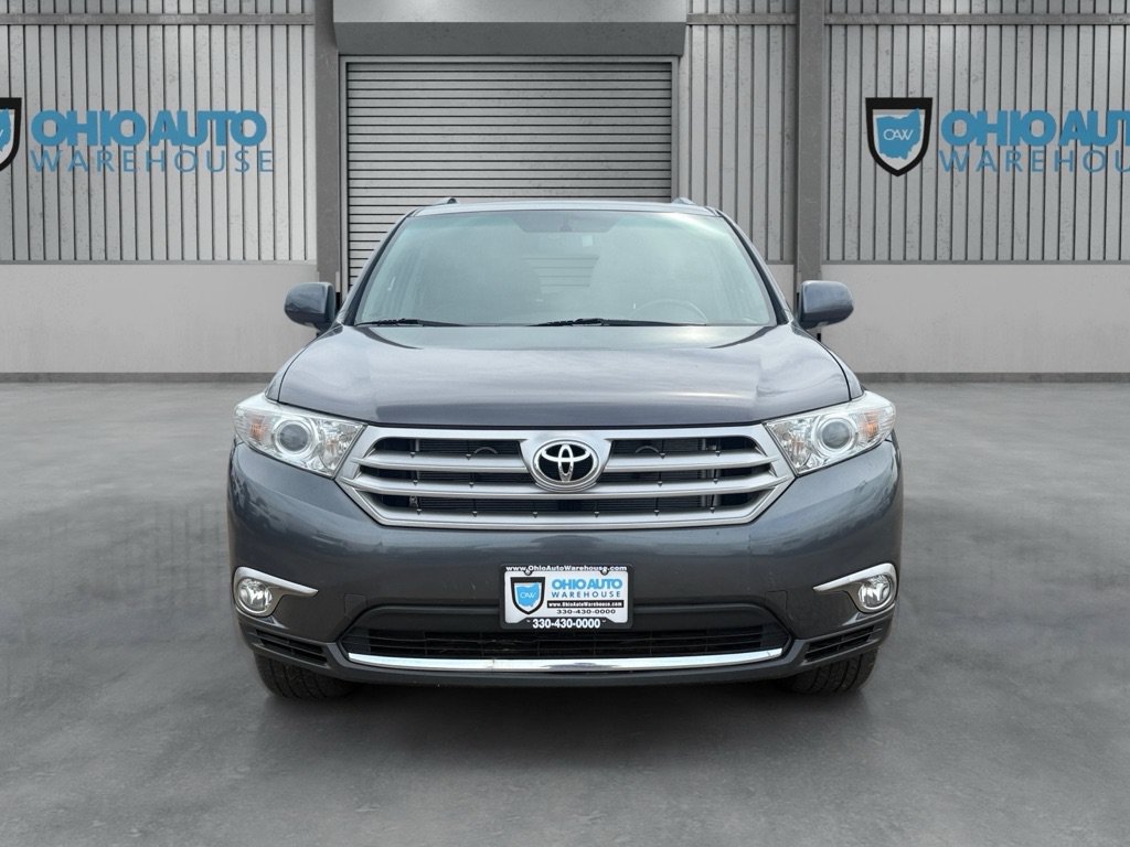 Used 2012 Toyota Highlander Limited w/ Tow Pkg AWD/4WD image 2