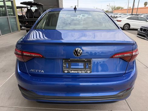Used 2023 Volkswagen Jetta S image 13