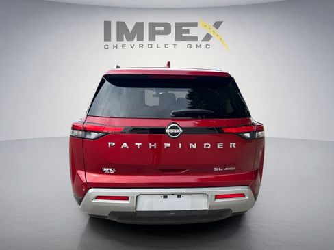 Used 2022 Nissan Pathfinder SL AWD/4WD image 4