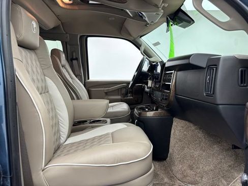 New 2026 GMC Savana 2500 w/ Driver Convenience Package RWD image 24
