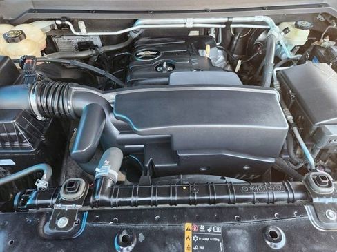 Used 2017 Chevrolet Colorado 2WD Extended Cab image 32
