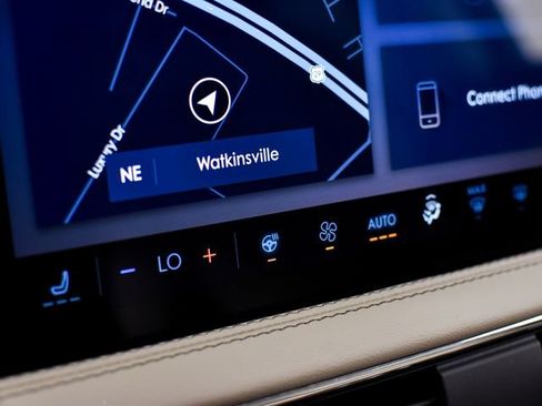 Used 2024 Lincoln Corsair FWD w/ Equipment Group 101A image 28