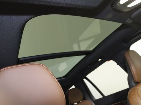 Used 2023 Volvo XC90 T8 Ultimate w/ Protection Package Premier image 10