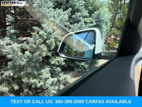 Used 2023 Tesla Model Y Long Range AWD/4WD image 19