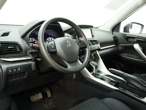 Used 2025 Mitsubishi Eclipse Cross ES AWD/4WD image 6