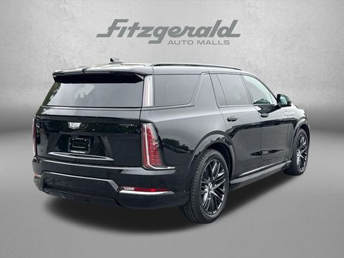 New 2026 Cadillac Escalade IQL Sport 1 w/ LPO, ONYX Package AWD/4WD image 6
