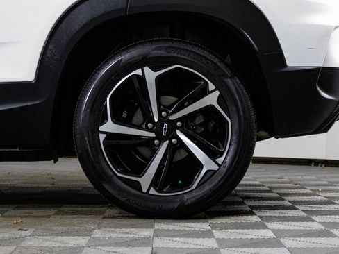 Used 2023 Chevrolet TrailBlazer RS w/ Convenience Package image 43