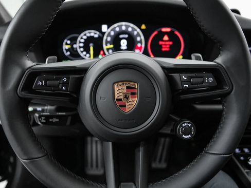 Used 2026 Porsche 911 GT3 RWD image 13