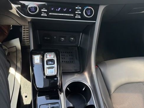 Used 2023 Hyundai Sonata SEL Plus w/ Cargo Package image 19