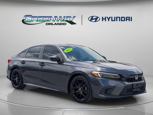 Used 2023 Honda Civic Sport image 1