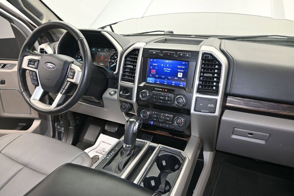 Used 2020 Ford F150 Lariat w/ Trailer Tow Package RWD image 28