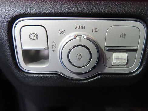 Used 2021 Mercedes-Benz GLE 450 4MATIC image 20