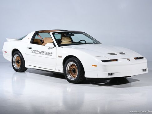 Used 1989 Pontiac Firebird Trans Am image 1