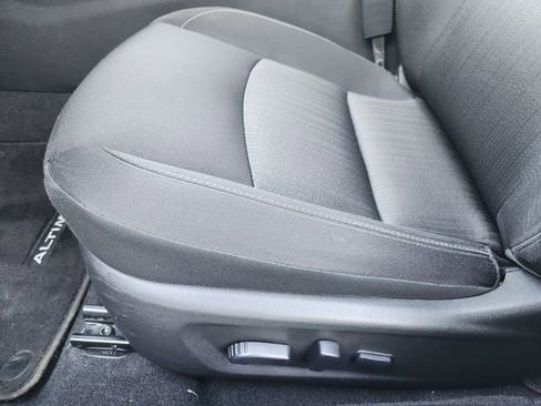 Certified 2024 Nissan Altima 2.5 SV w/ SV Premium Package image 23