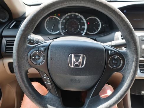 Used 2013 Honda Accord EX image 16