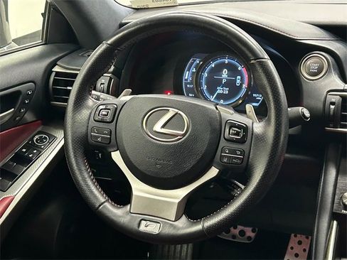 Used 2018 Lexus IS 300 image 15