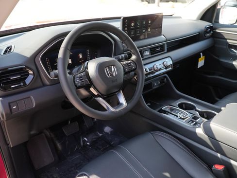 New 2026 Honda Pilot Touring image 15