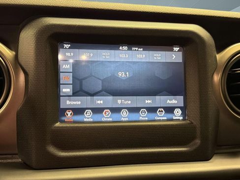 Used 2020 Jeep Wrangler Unlimited Sport S AWD/4WD image 24