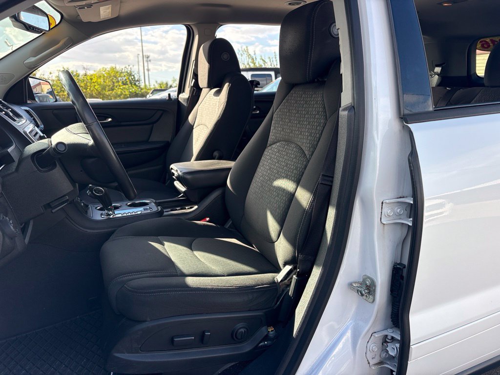 Used 2016 GMC Acadia SLE FWD image 9