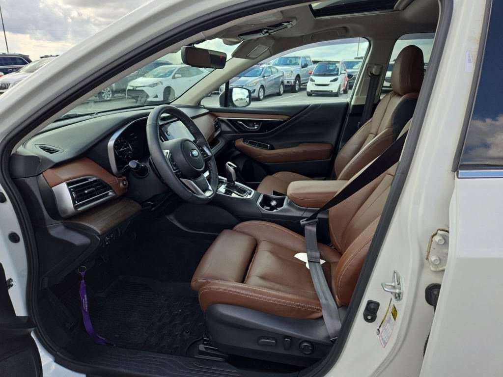 Used 2022 Subaru Outback Touring AWD/4WD image 10