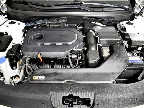 Used 2015 Hyundai Sonata SE image 42