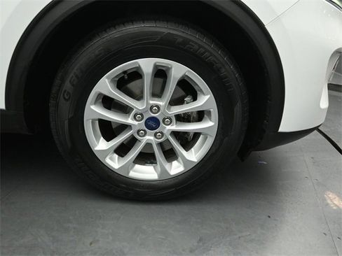 Certified 2022 Ford Escape SE w/ Convenience Package image 30