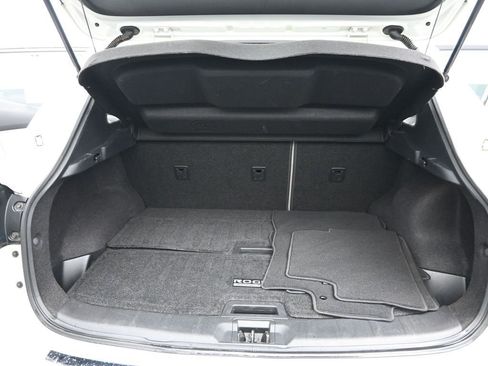 Used 2018 Nissan Rogue Sport SV image 11