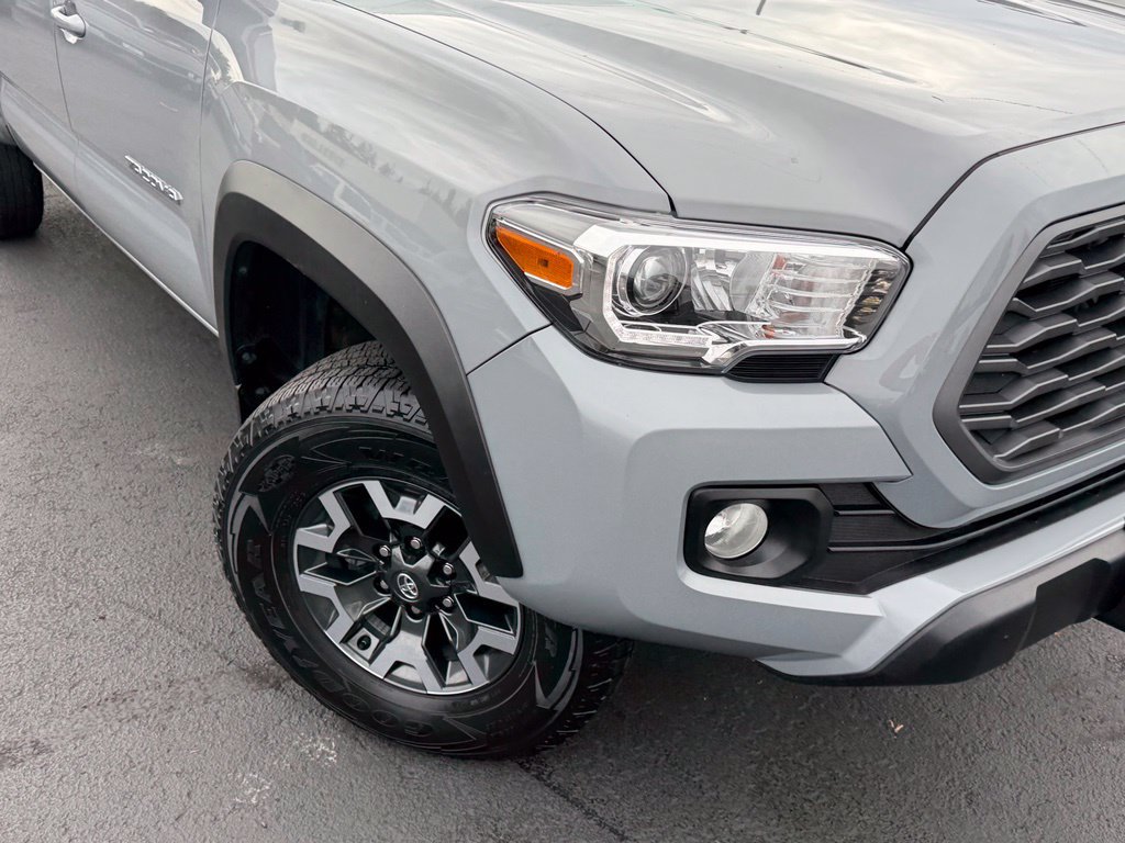 Used 2021 Toyota Tacoma TRD Off-Road AWD/4WD image 2