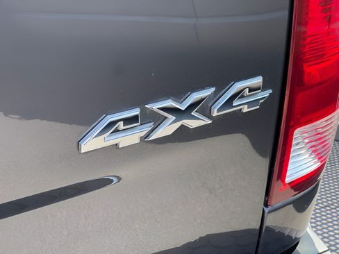 Used 2017 RAM 1500 Big Horn AWD/4WD image 5