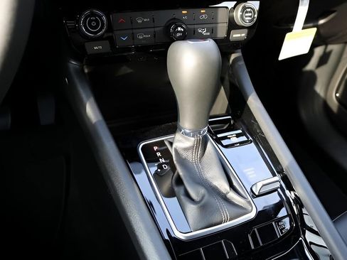 New 2026 Jeep Compass Latitude image 22