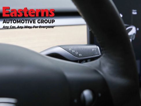 Used 2021 Tesla Model 3 Standard Range Plus image 13