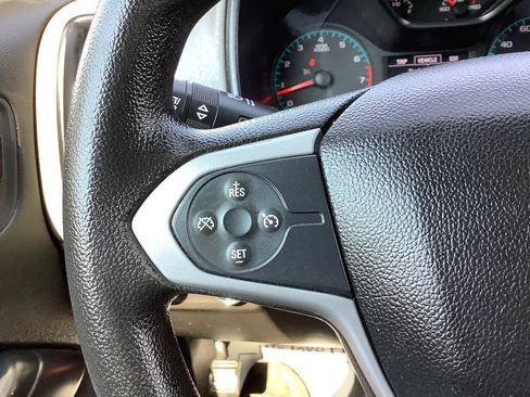 Used 2015 Chevrolet Colorado W/T w/ WT Convenience Package AWD/4WD image 43