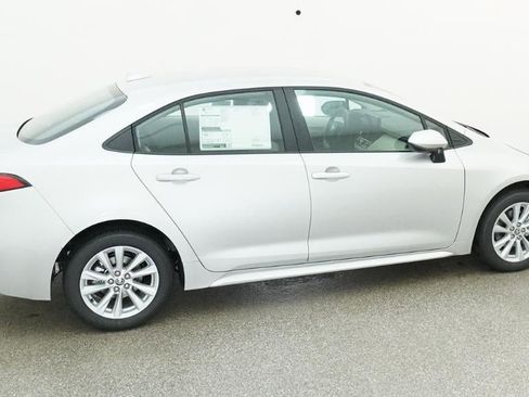 New 2026 Toyota Corolla LE FWD image 10