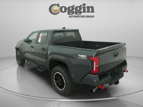 New 2026 Toyota Tacoma TRD Off-Road AWD/4WD image 6