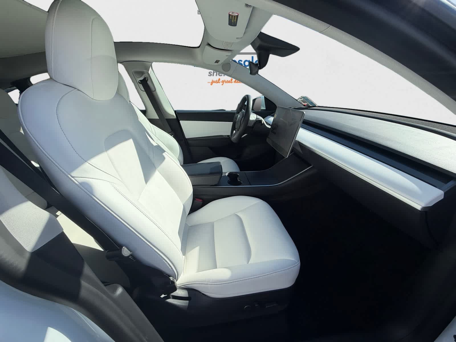 Used 2021 Tesla Model Y Long Range AWD/4WD image 19